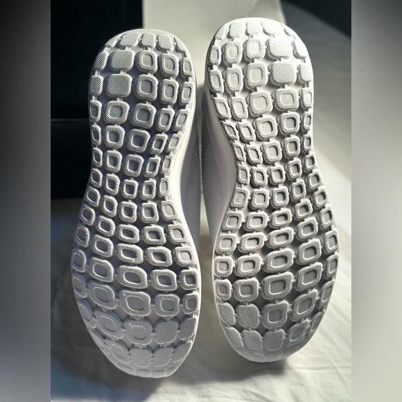 ❗️New with tags- Puremotion Adidas running shoe. women’s size 7 - Picture 11 of 11